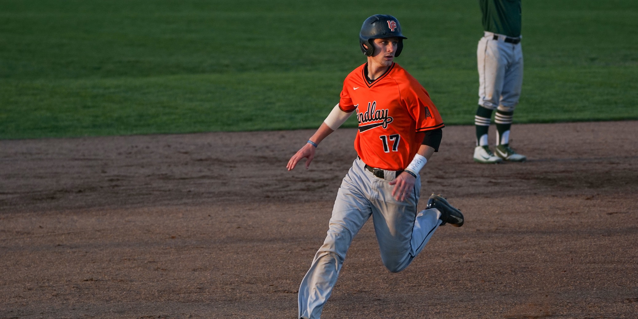 Findlay Drops a Pair of One Run Games to Lake Erie