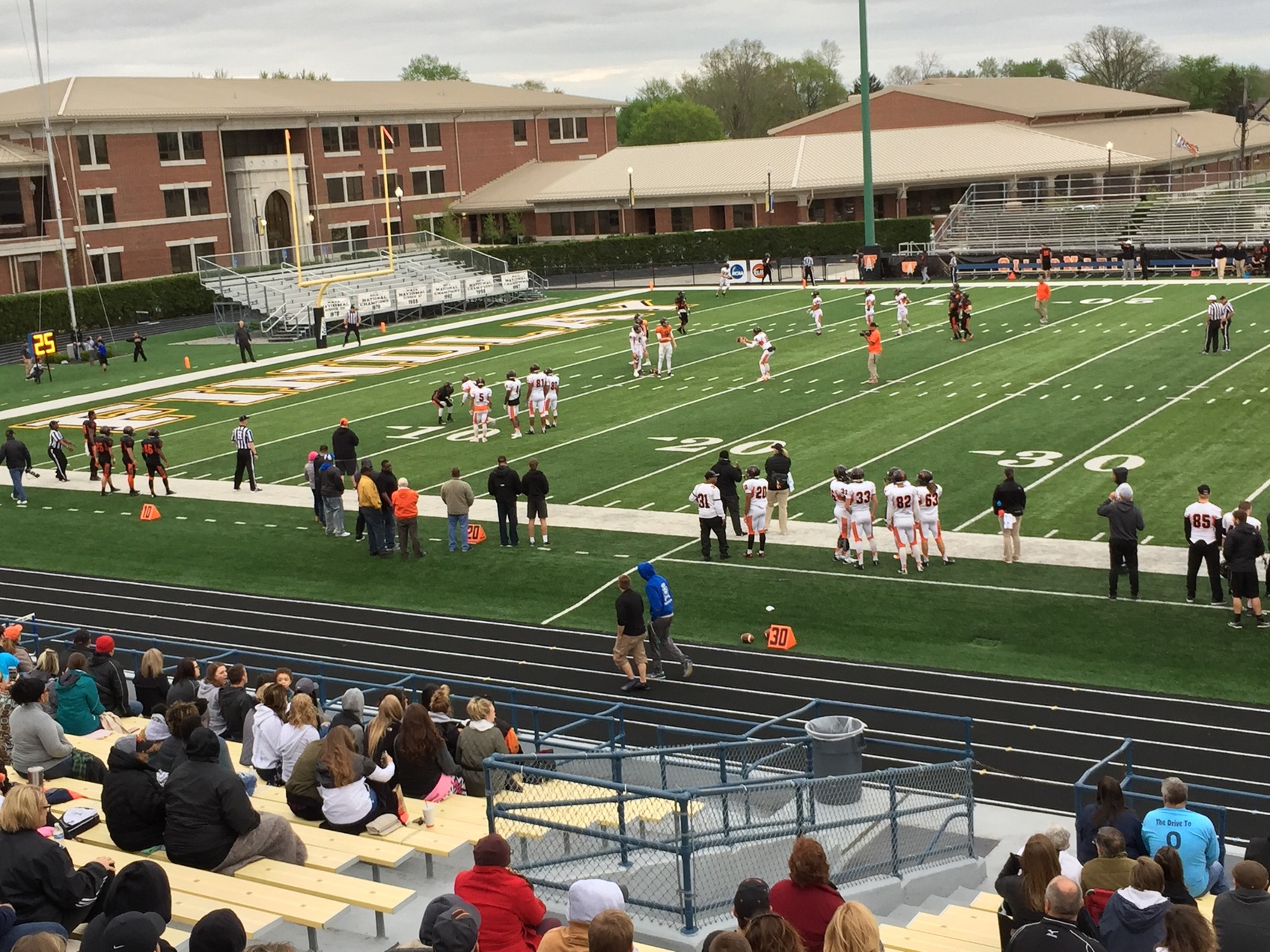 Defense Scores a Win in Spring Game