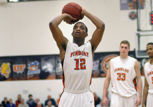 Oilers Hang On For 67-65 Win At Walsh