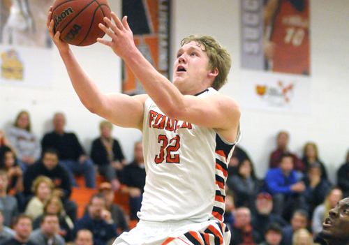 Kahlig Lifts Oilers to Win at #22 Walsh with 42 Points