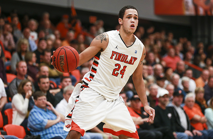Oilers Outlast Cardinals, Win 75-70