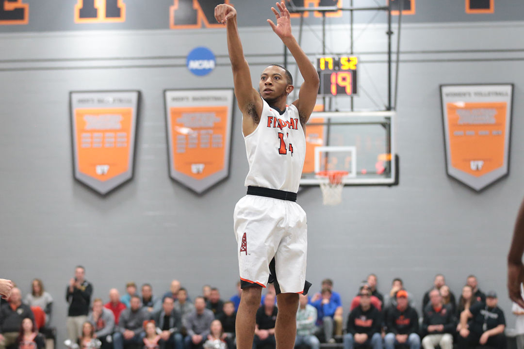 Oilers Cruise to 92-55 Win at Lake Erie
