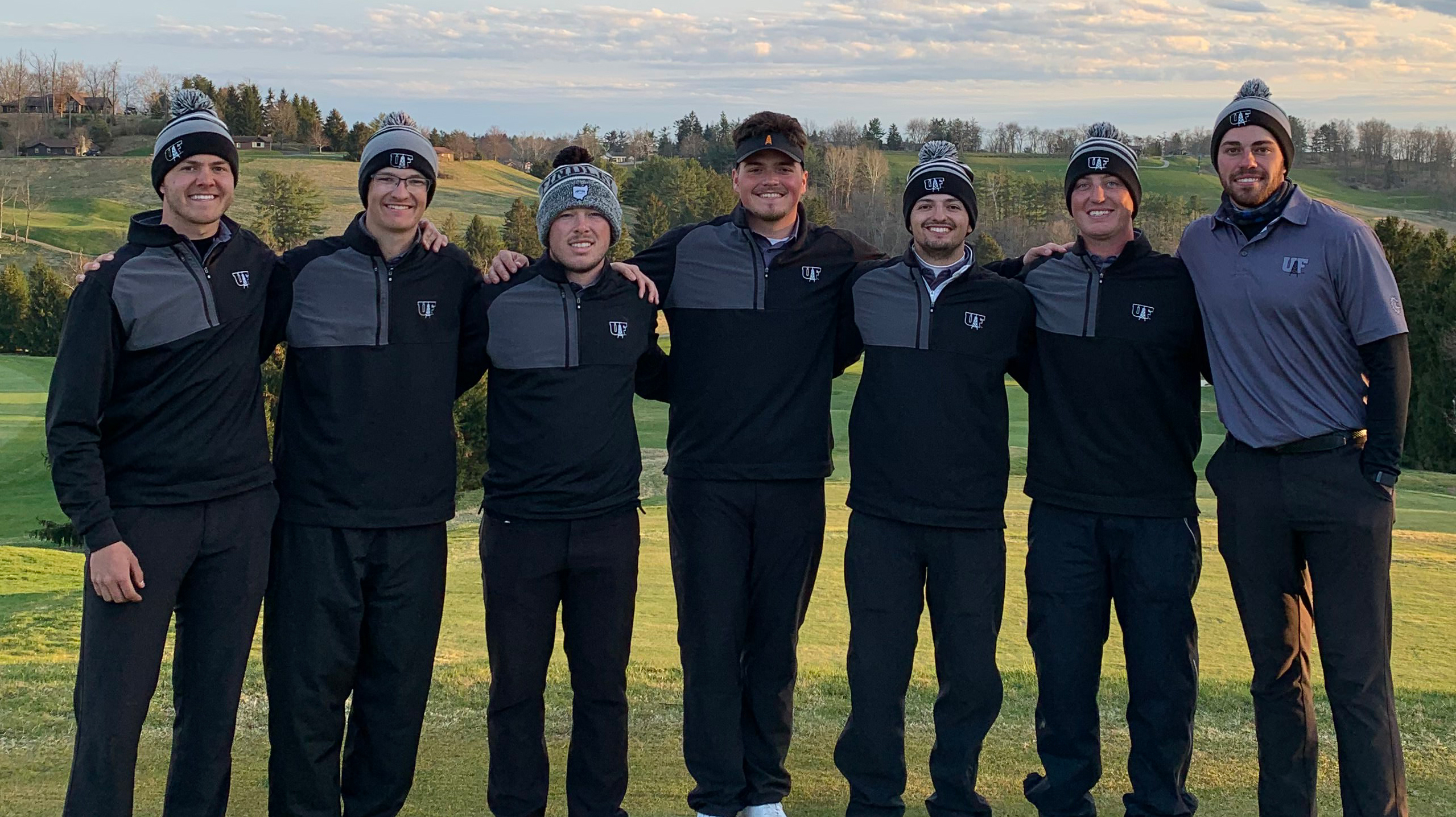 Men's Golf Shatters Records on Day 1 in West Virginia