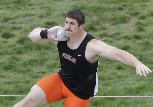 Vicars Named Midwest Region Field Athlete of the Year