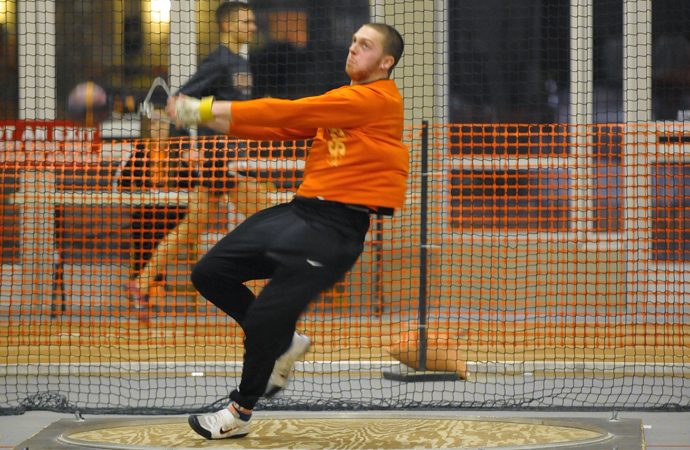 Welch Takes 2nd at Nationals in Discus