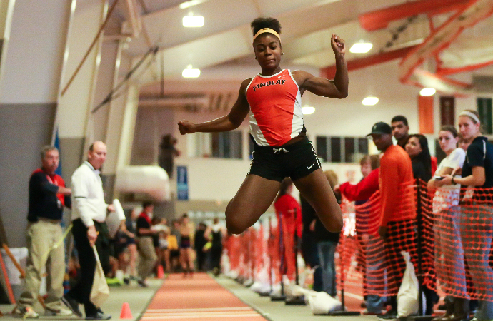 Oilers Compete in Raleigh Relays