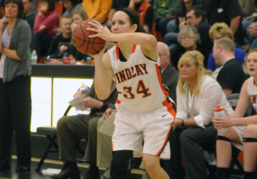 Oilers Head to Hillsdale on Saturday