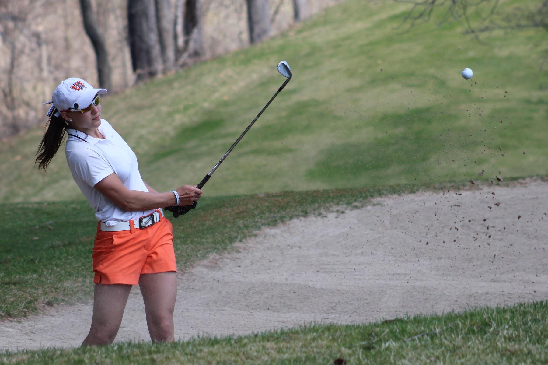 Findlay in First Place After One Round in Midland