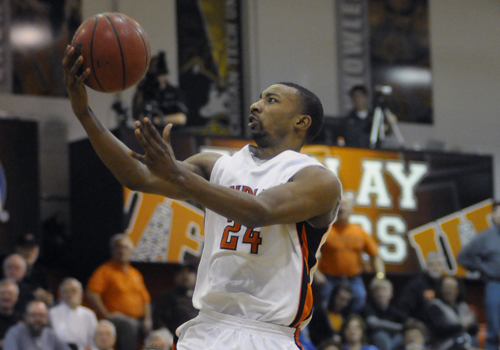 Big 2nd Half Gives Oilers 80-55 Win Over Lake Erie
