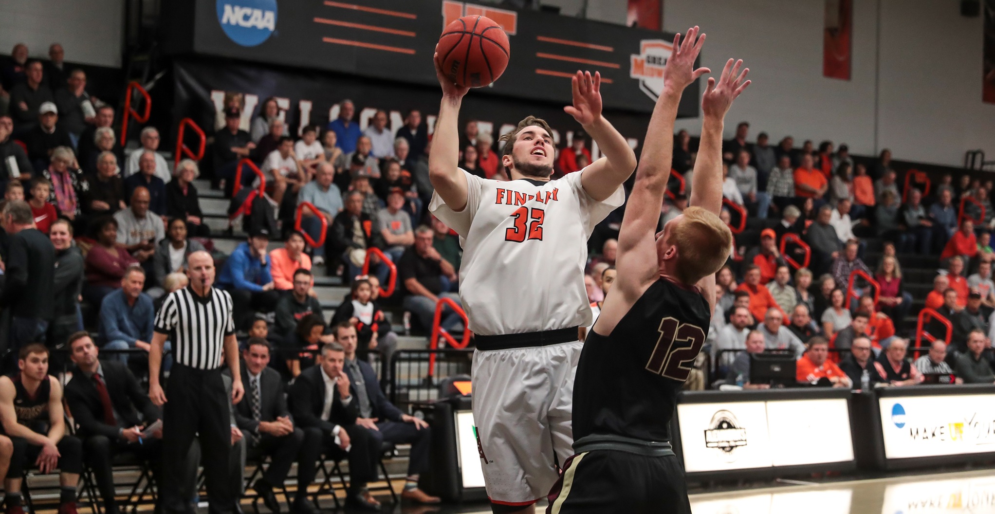 #17 Oilers Rally For 67-66 Win Over Walsh