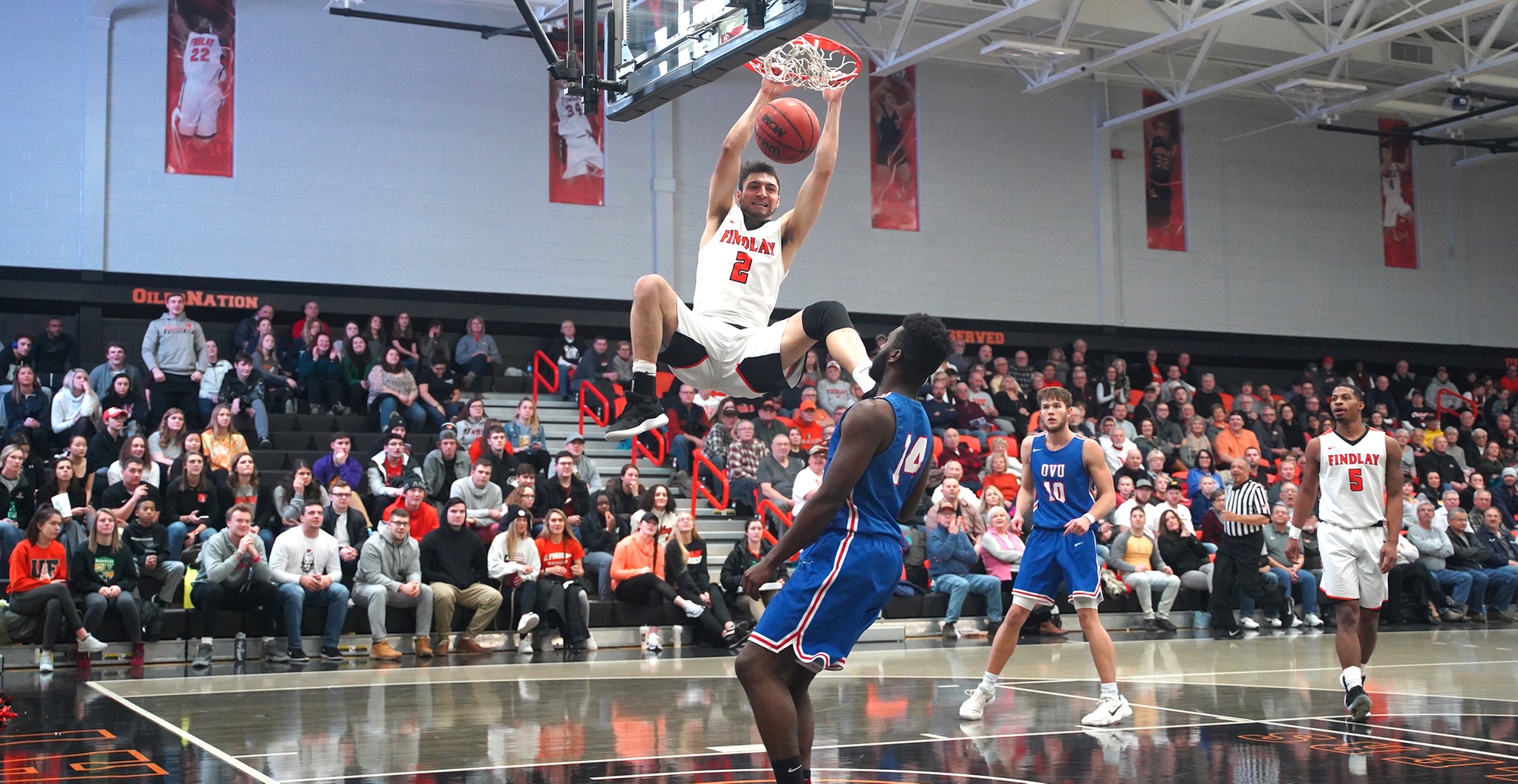 #17 Oilers Roll to 93-51 Win Over Fighting Scots