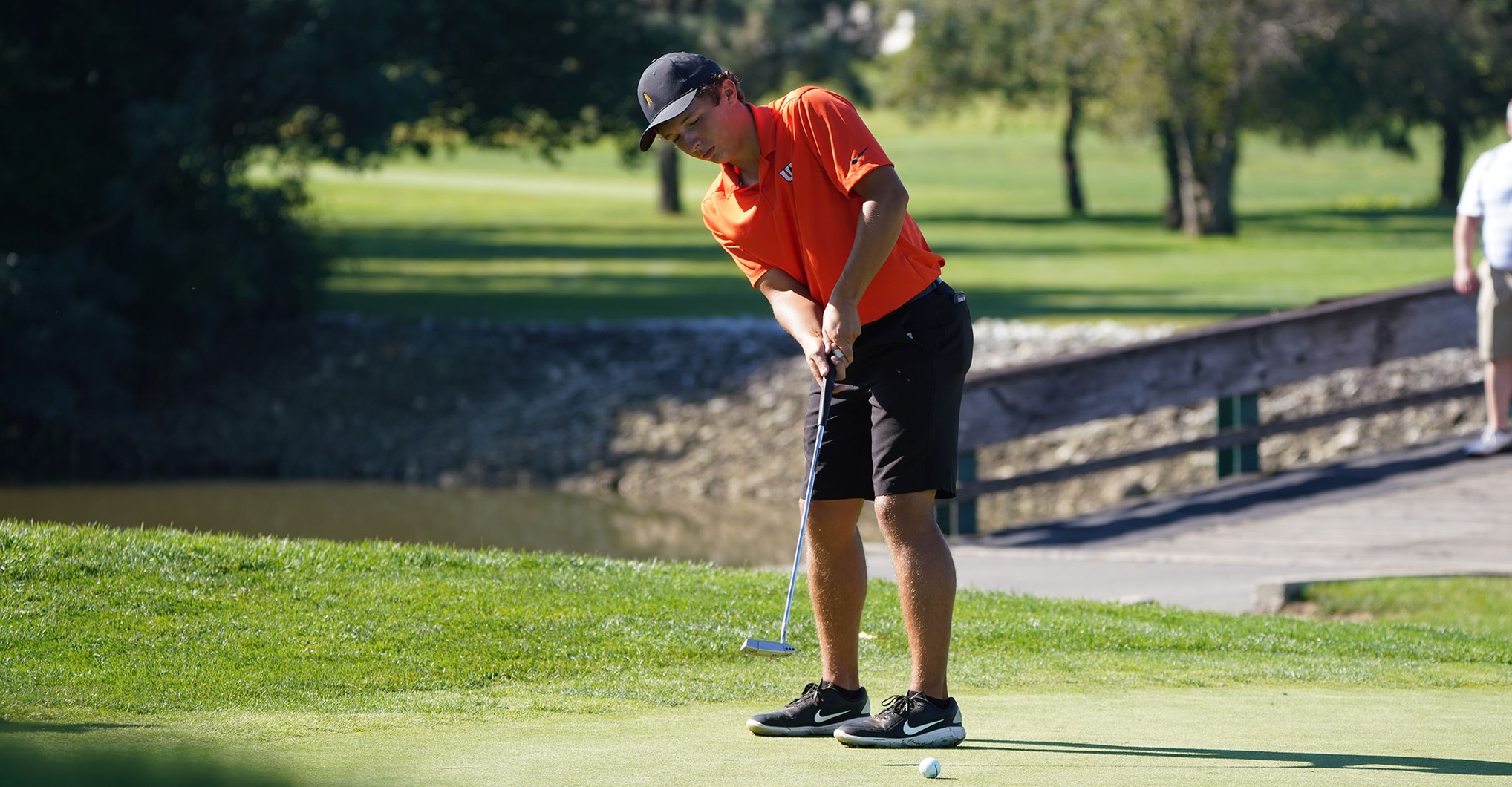 Oilers Fall by One Stroke to Finish Runner-Up
