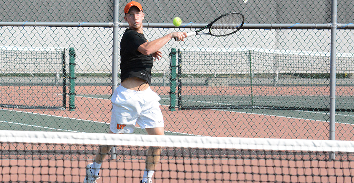 Oilers Fall to Detroit Mercy