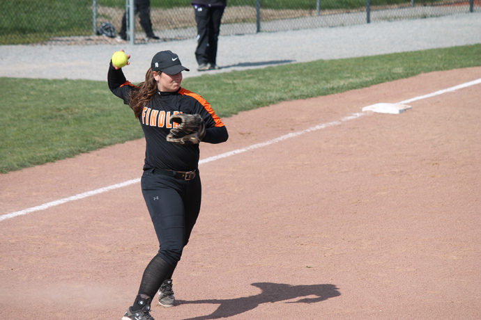 Oilers Drop Two Against Hillsdale