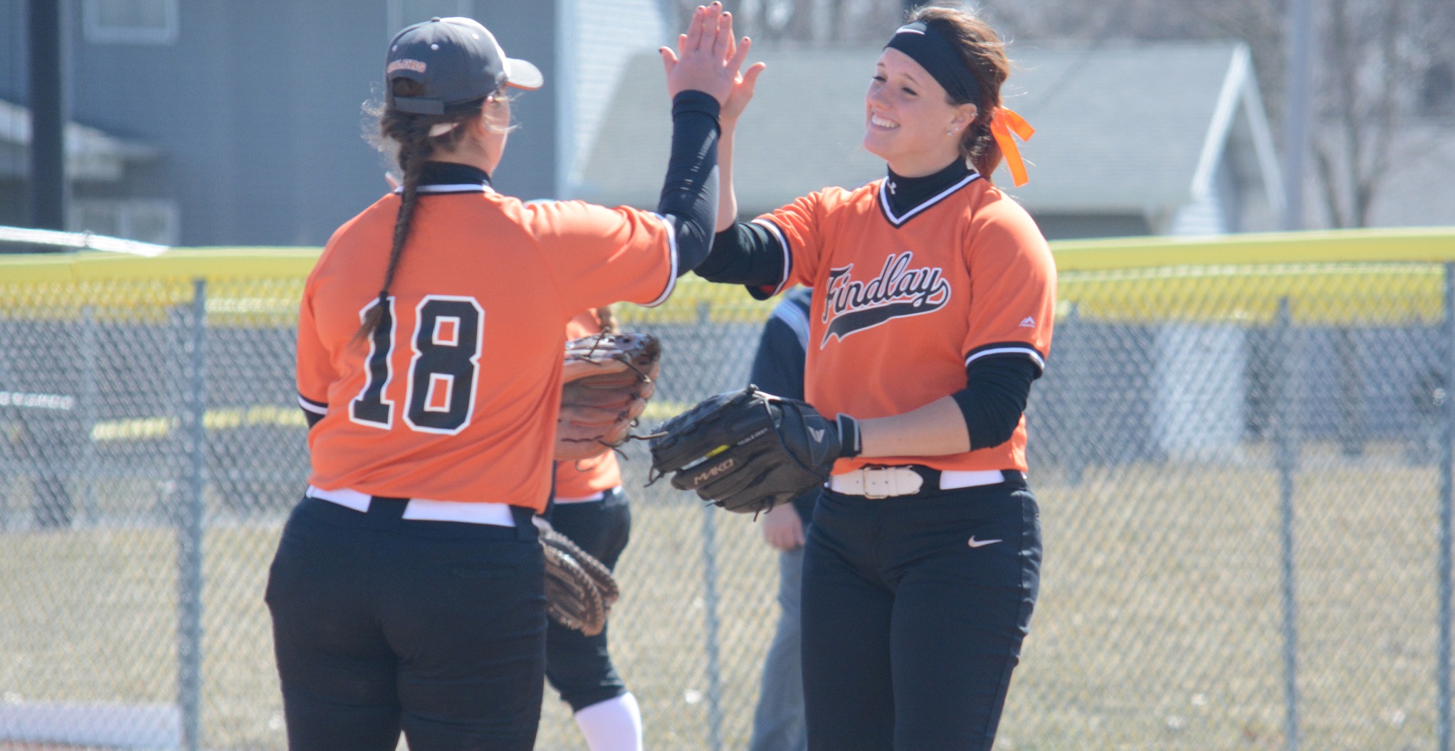 Oilers Split G-MAC Matchup with Walsh