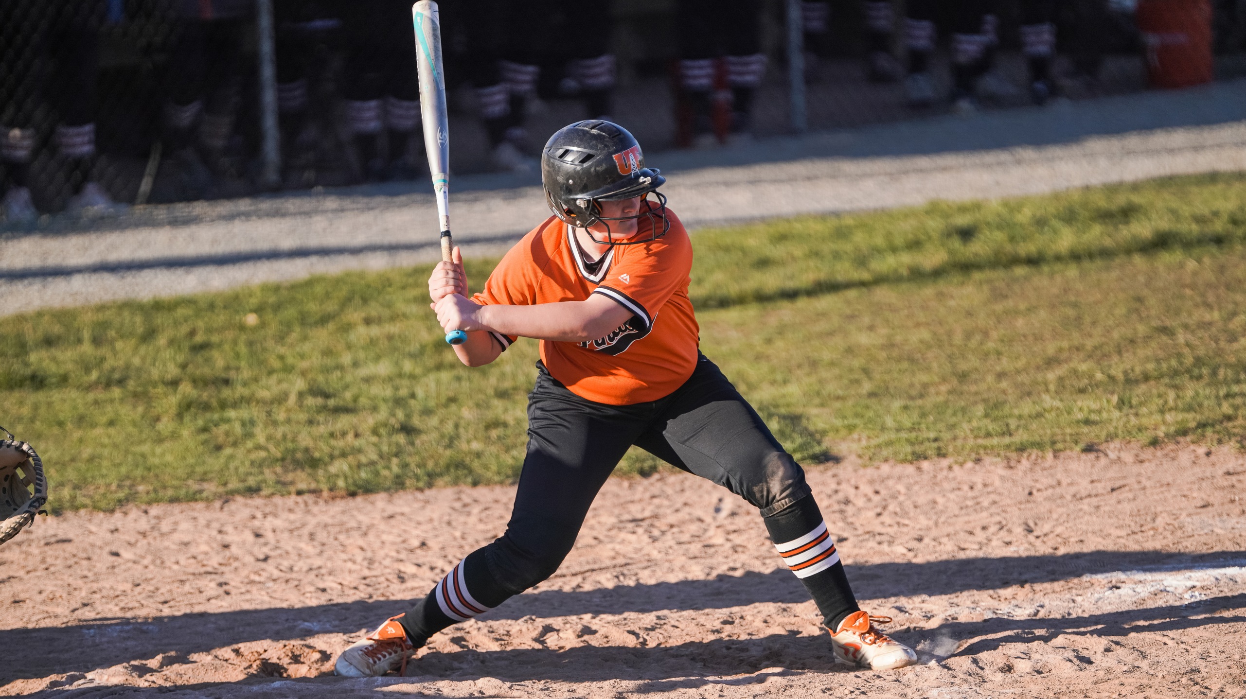 Oilers Sweep Yellow Jackets in Thursday Double Header