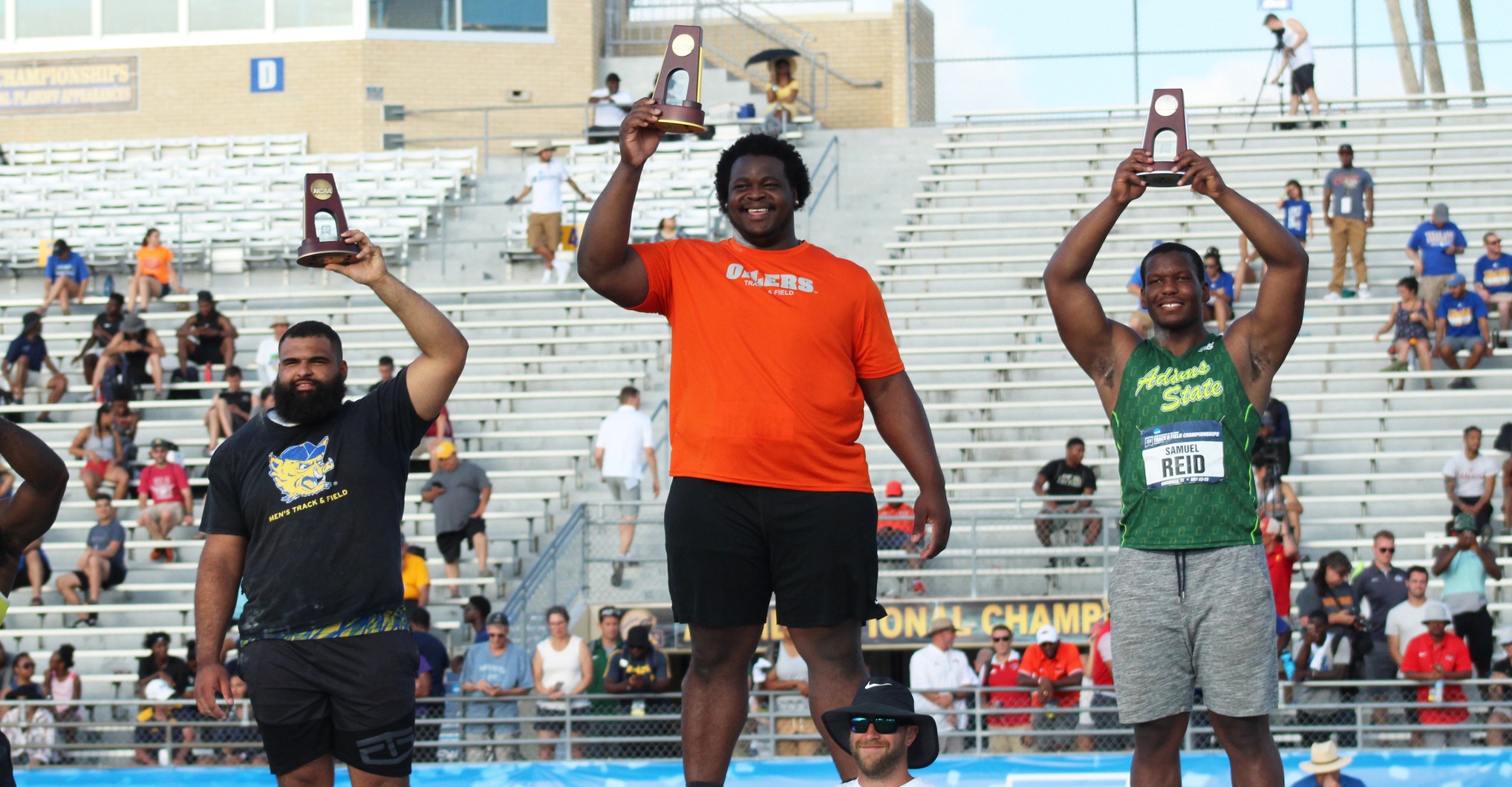 A Perfect Season | Eldred Henry Crowned as Nation's Top Field Athlete