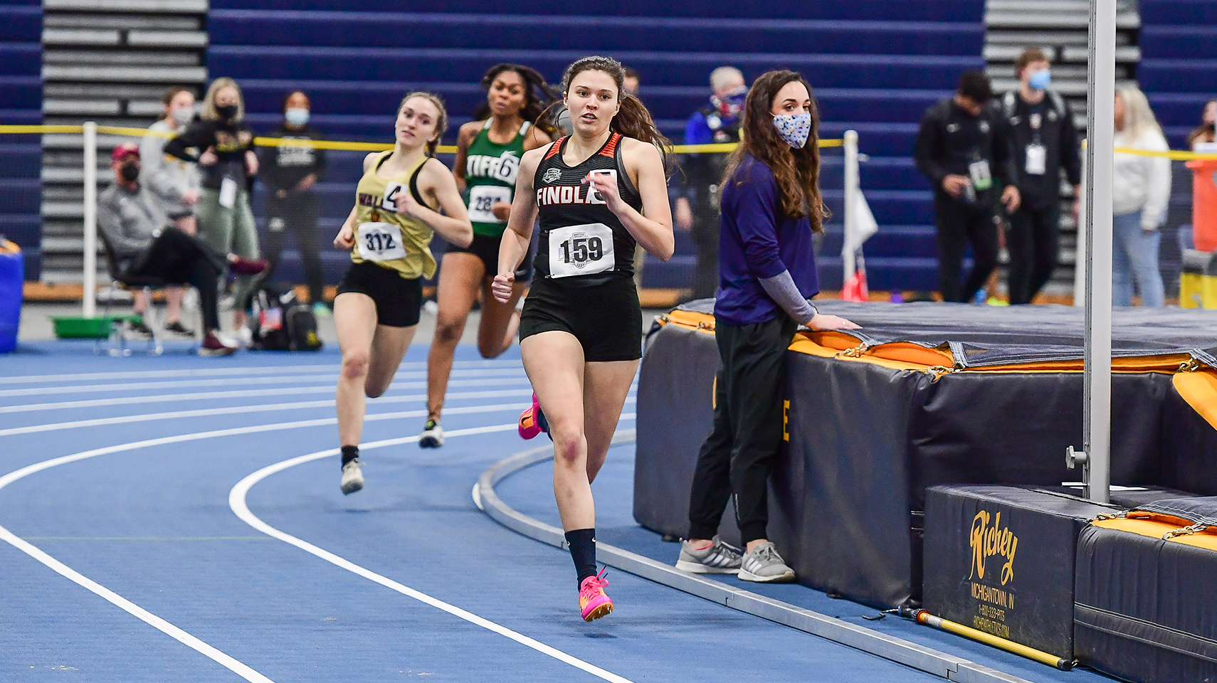 Oilers Wrap Up Competition at Ashland Alumni Open and Gina Relays