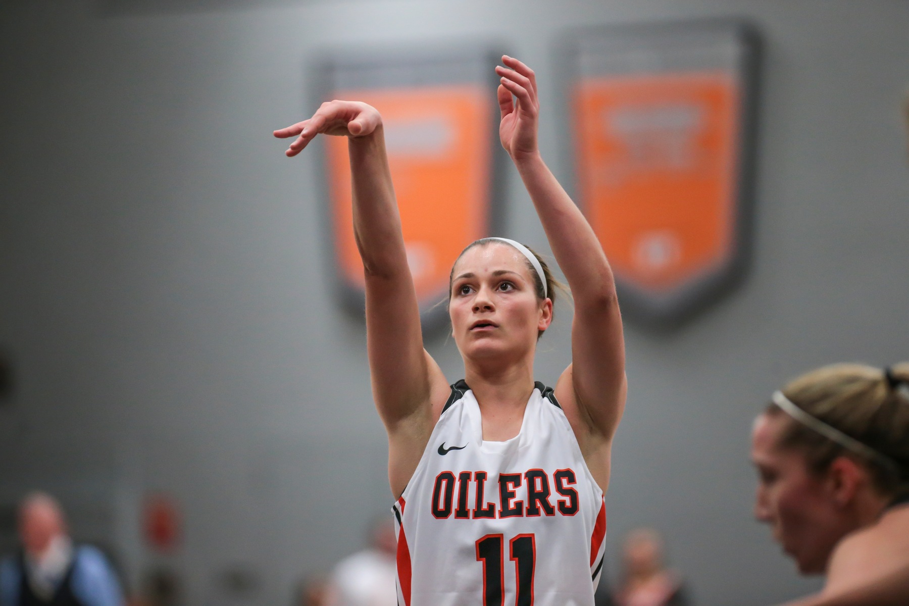 Hot Shooting Propels Oilers to Eighth Straight Win