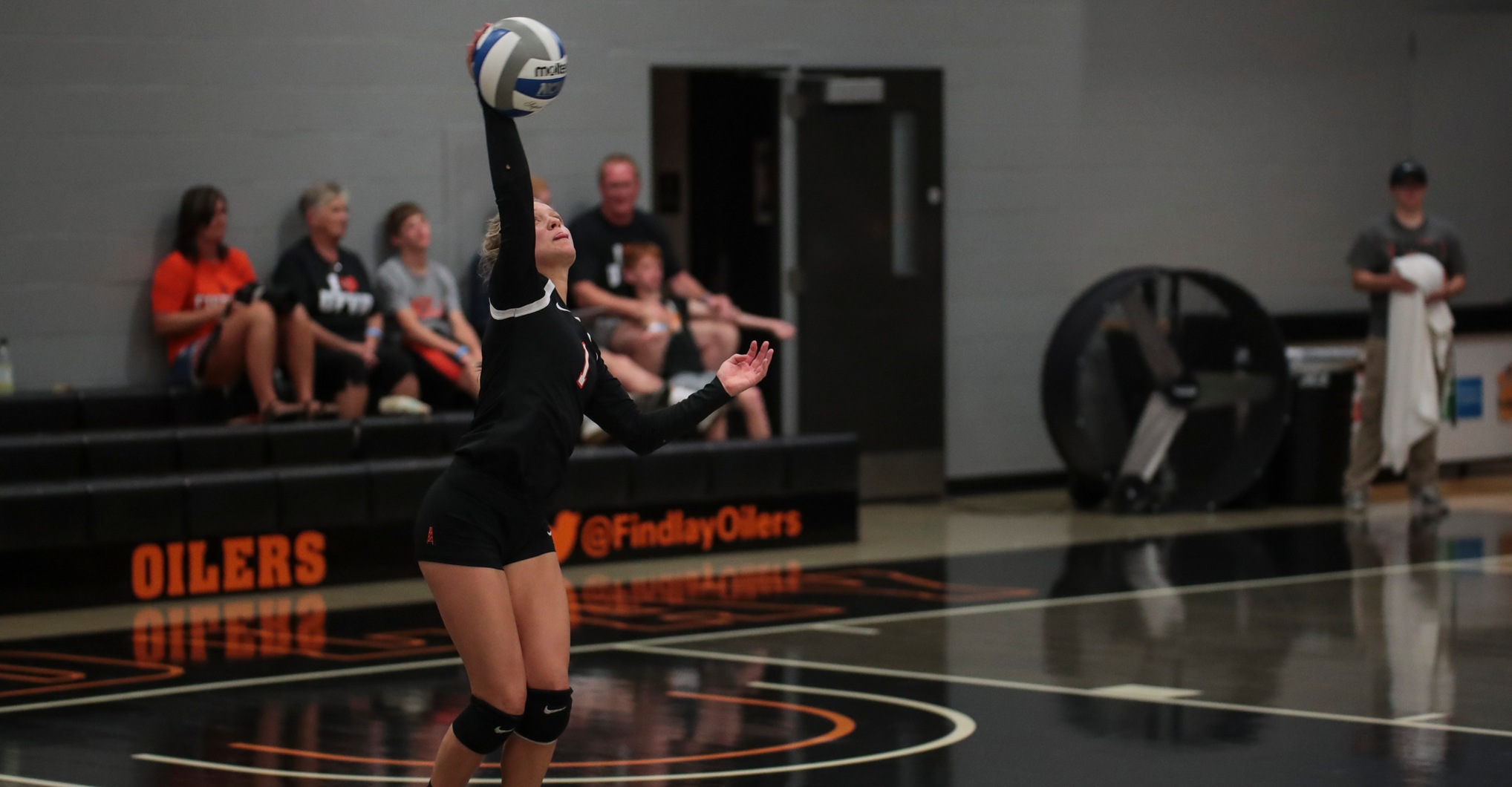 Oilers Fall to Yellow Jackets