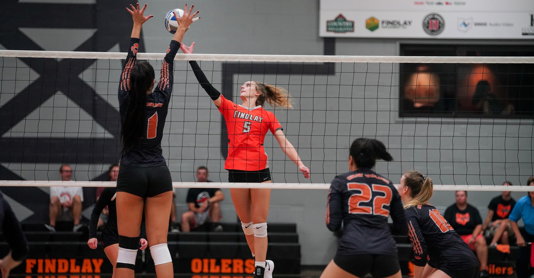 Oilers Drop First Match of Crossover